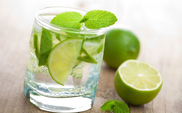 Ayurvedic Remedy for Digestion and Weight Loss - Lime Water