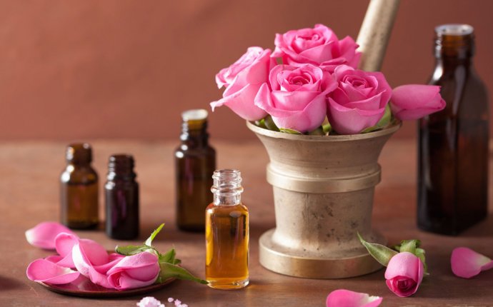 Balance Your Doshas With Aromatherapy!