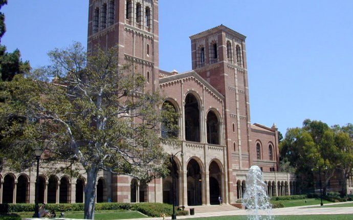 Proof that UCLA s race-blind holistic review admissions is