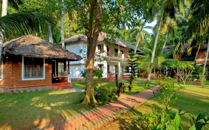 Resorts in Kovalam | Abad Harmonia Beach Resort, Kovalam, Kerala